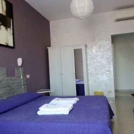 Gigi Holiday Rooms Roma Exterior foto