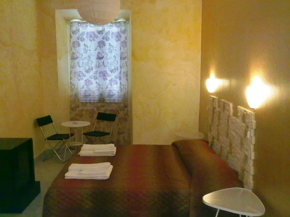 Gigi Holiday Rooms Roma Exterior foto