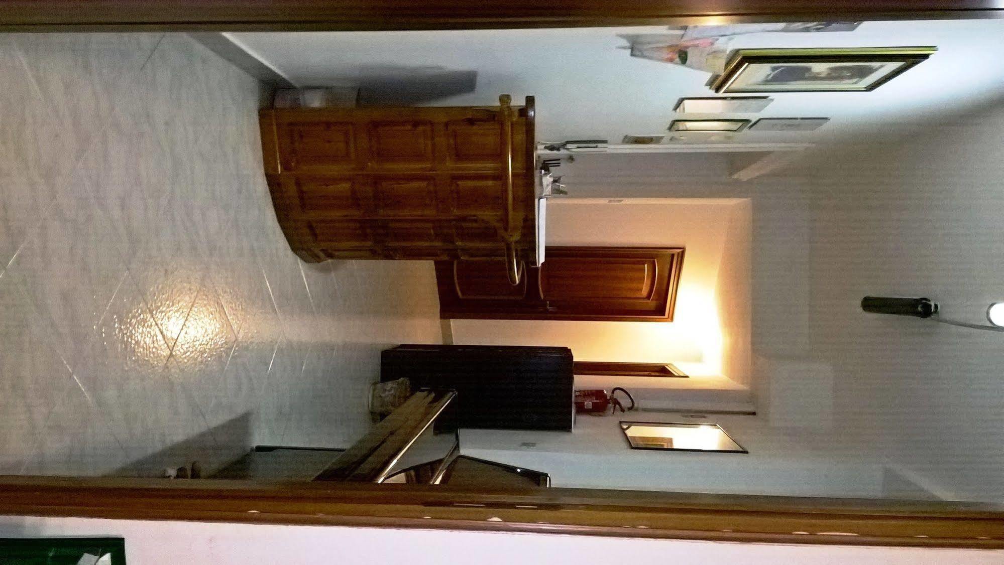Gigi Holiday Rooms Roma Exterior foto