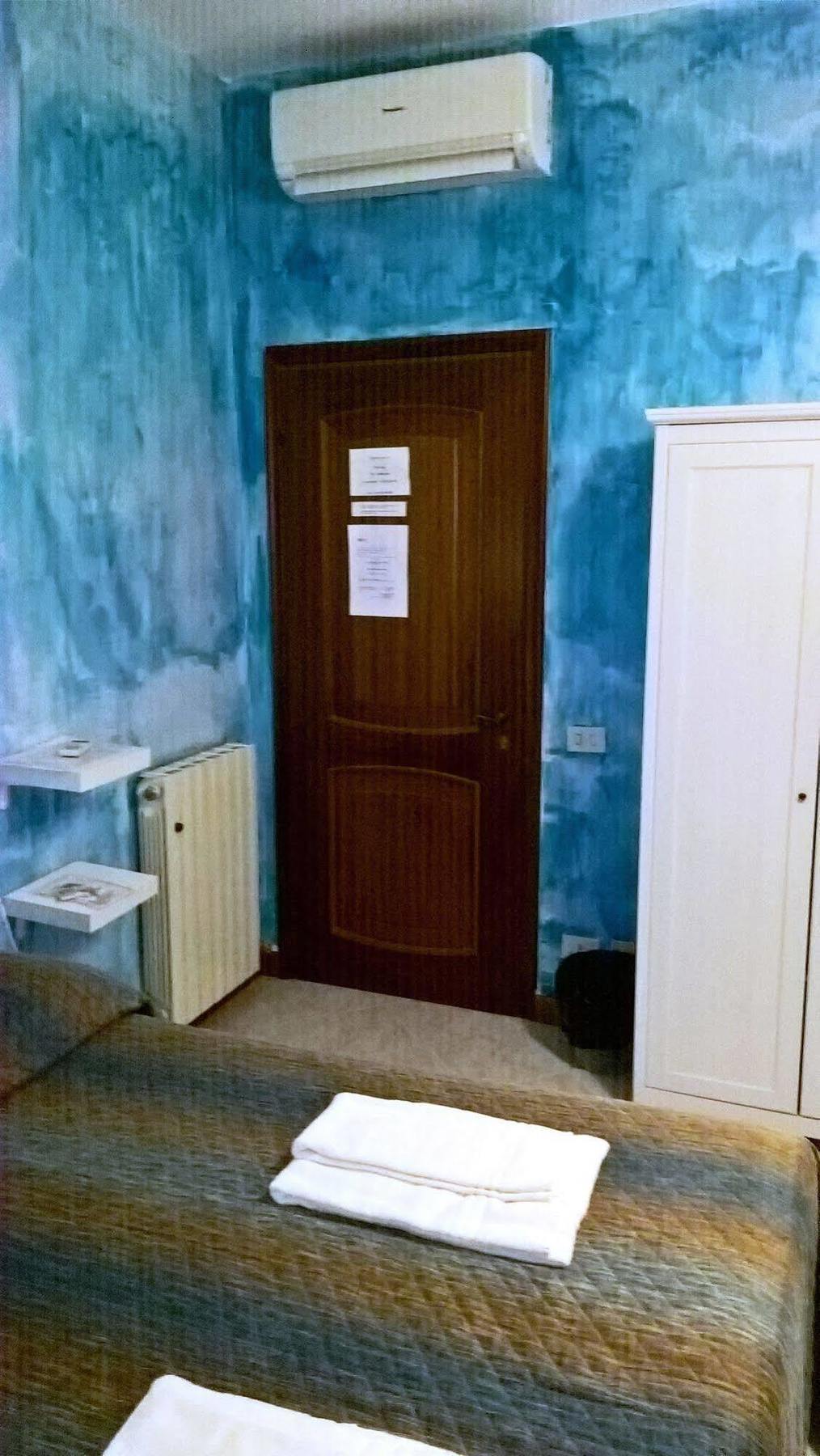 Gigi Holiday Rooms Roma Exterior foto