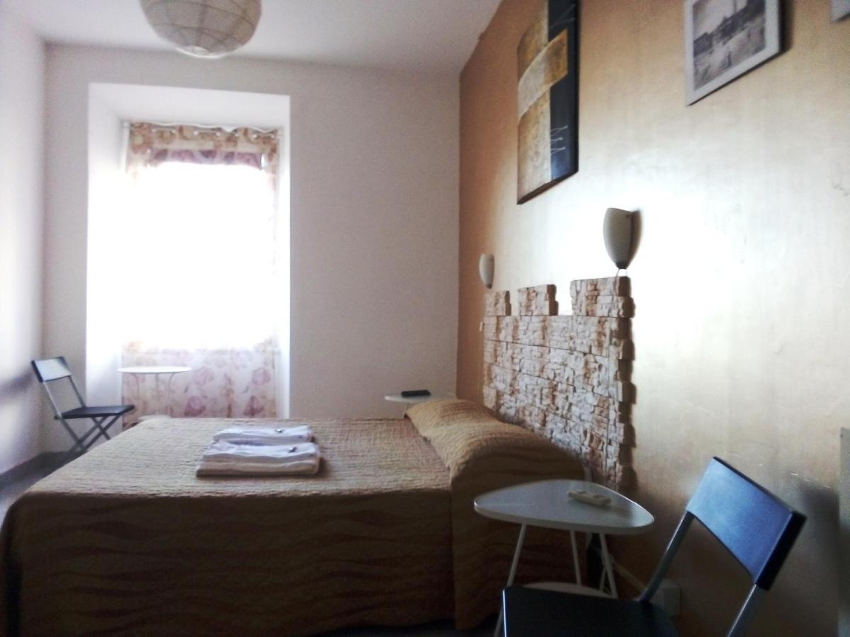 Gigi Holiday Rooms Roma Exterior foto